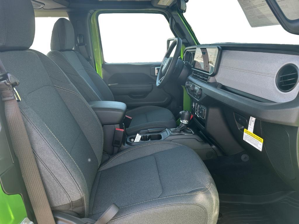 new 2025 Jeep Wrangler car, priced at $35,584