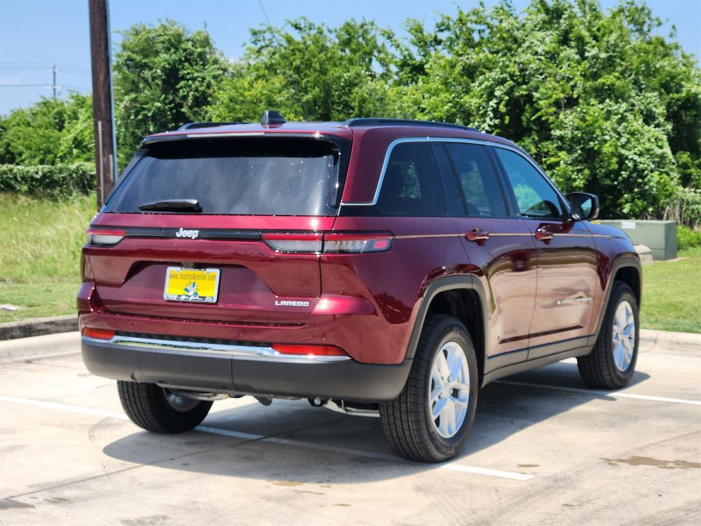new 2025 Jeep Grand Cherokee car, priced at $37,760
