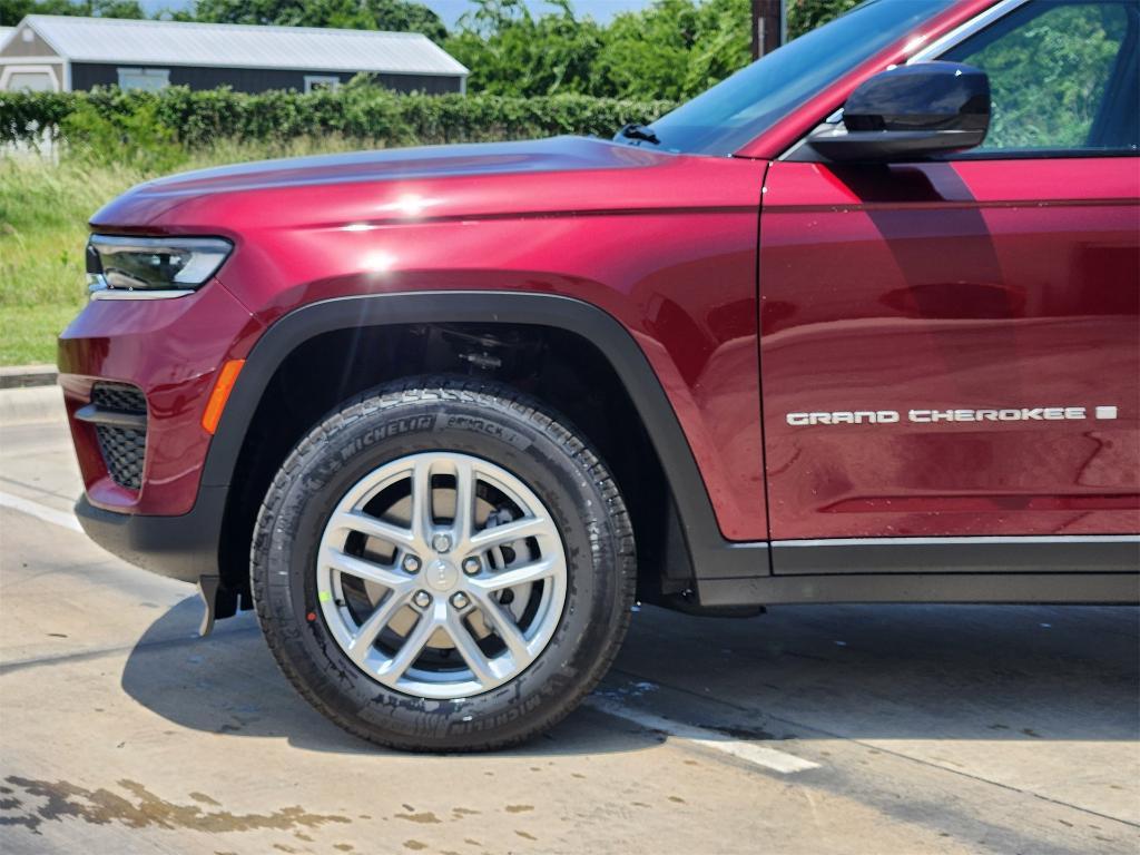 new 2025 Jeep Grand Cherokee car, priced at $37,760