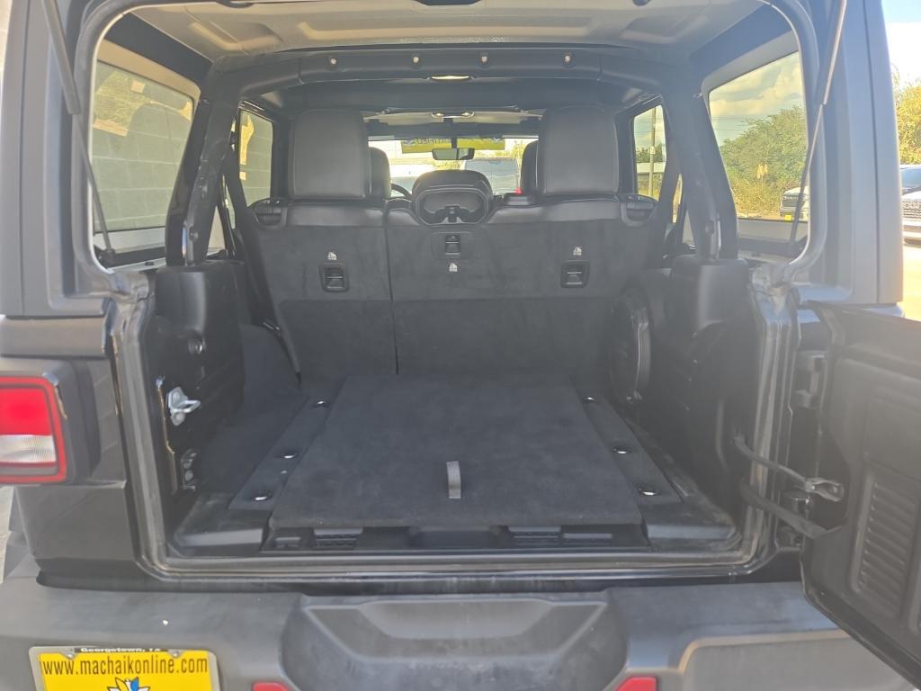 used 2021 Jeep Wrangler Unlimited car, priced at $35,495