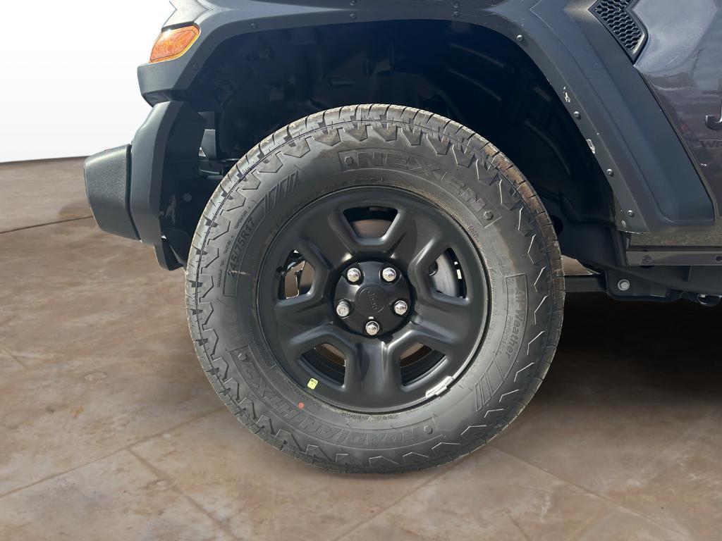 new 2025 Jeep Wrangler car, priced at $35,584