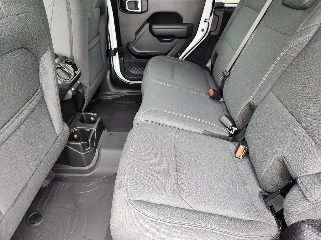 new 2025 Jeep Wrangler car, priced at $44,851
