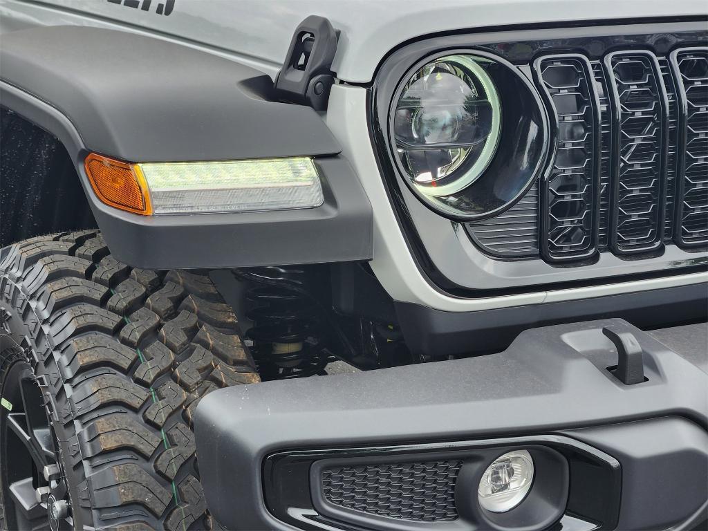 new 2025 Jeep Wrangler car, priced at $44,851