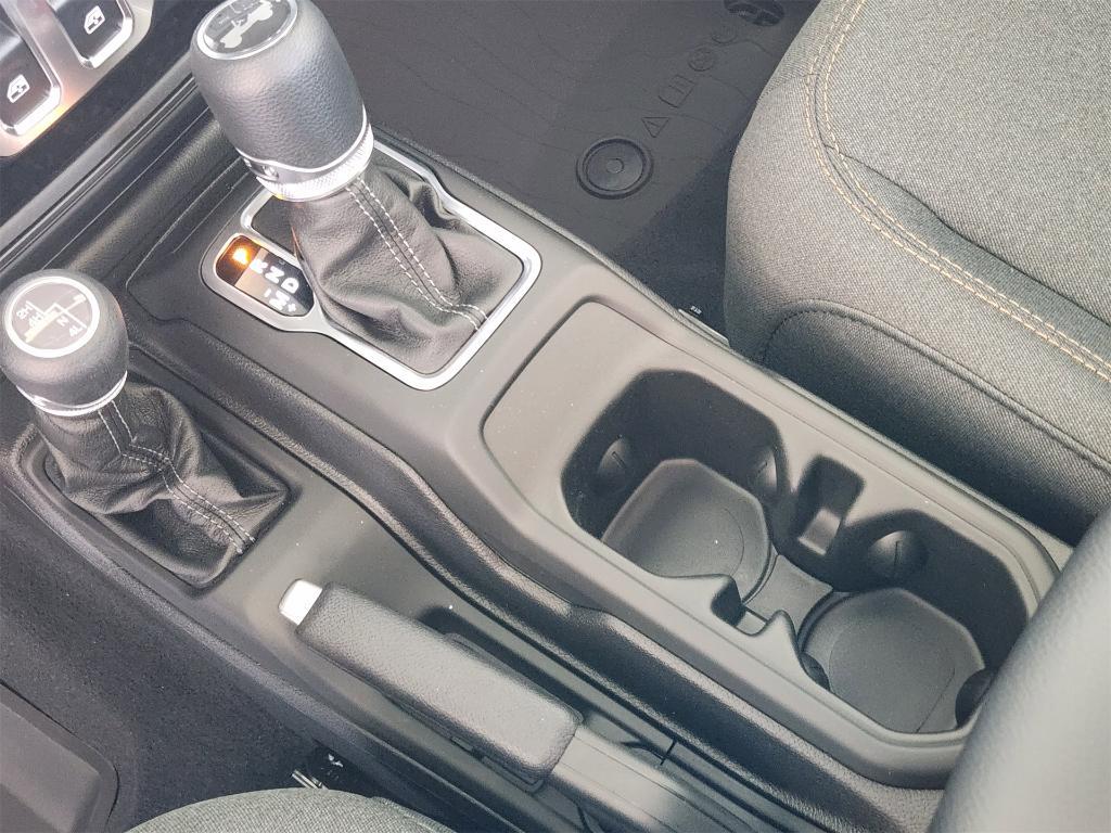 new 2025 Jeep Wrangler car, priced at $34,392