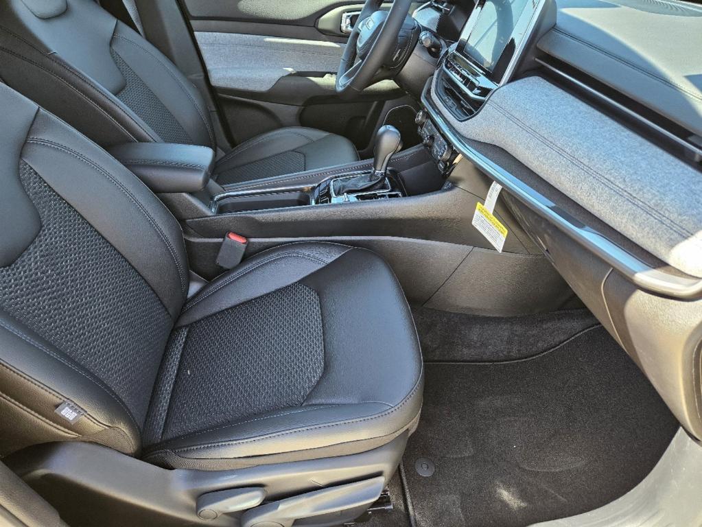 new 2025 Jeep Compass car, priced at $26,209