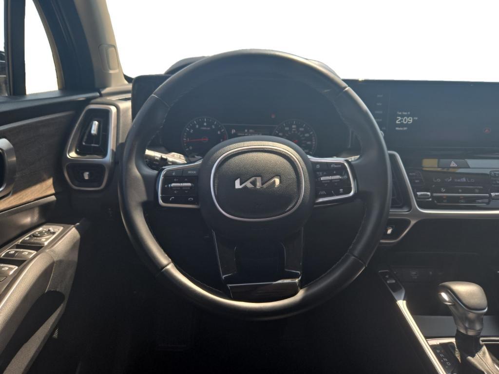 used 2023 Kia Sorento car, priced at $27,986