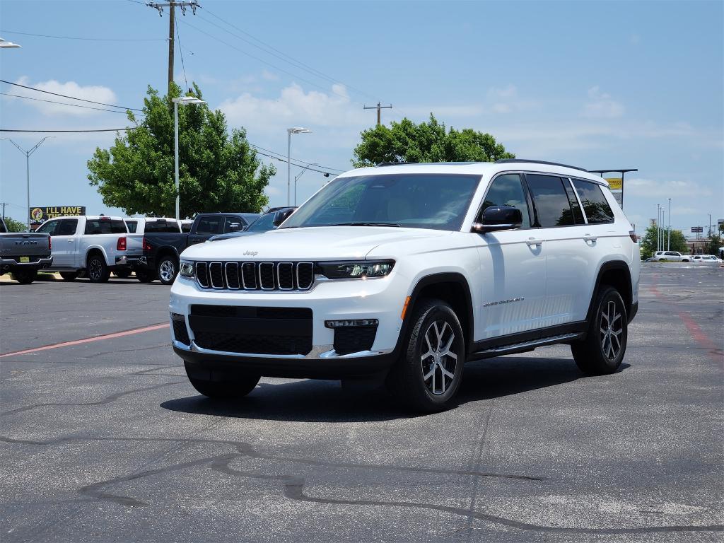new 2025 Jeep Grand Cherokee L car, priced at $46,525