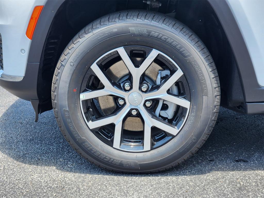 new 2025 Jeep Grand Cherokee L car, priced at $46,525
