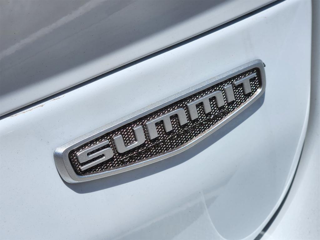 new 2025 Jeep Grand Cherokee L car, priced at $56,289