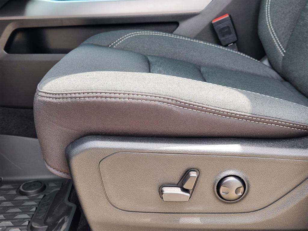 new 2025 Ram 1500 car, priced at $44,004