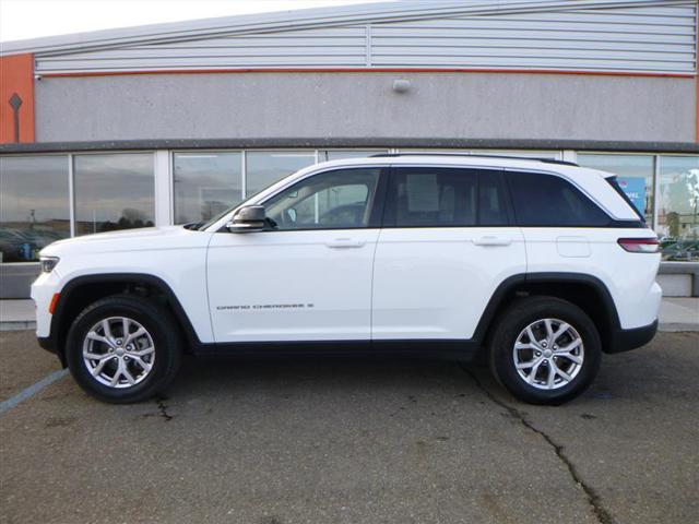 used 2022 Jeep Grand Cherokee car, priced at $37,653