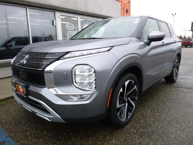 used 2024 Mitsubishi Outlander car, priced at $27,542