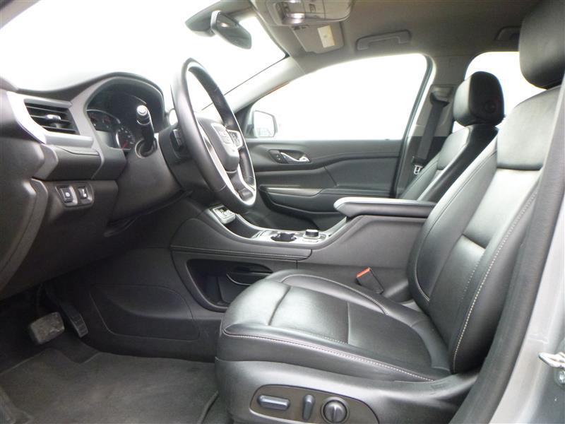 used 2023 GMC Acadia car, priced at $28,742