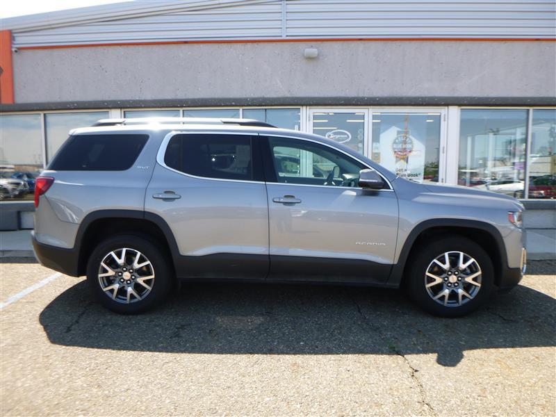 used 2023 GMC Acadia car, priced at $28,742