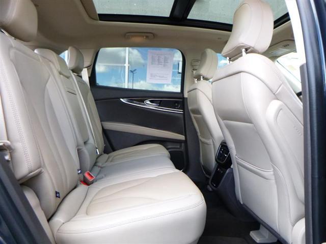 used 2021 Lincoln Nautilus car, priced at $36,423