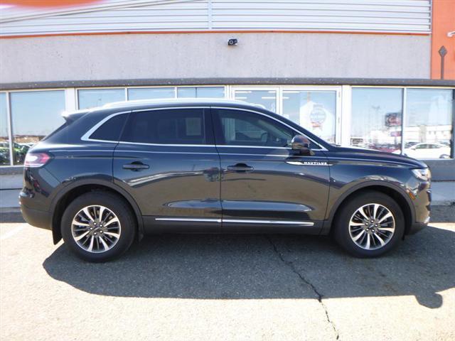 used 2021 Lincoln Nautilus car, priced at $36,423
