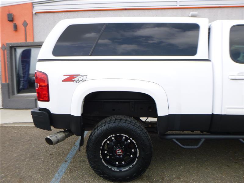 used 2009 Chevrolet Silverado 2500 car, priced at $17,995