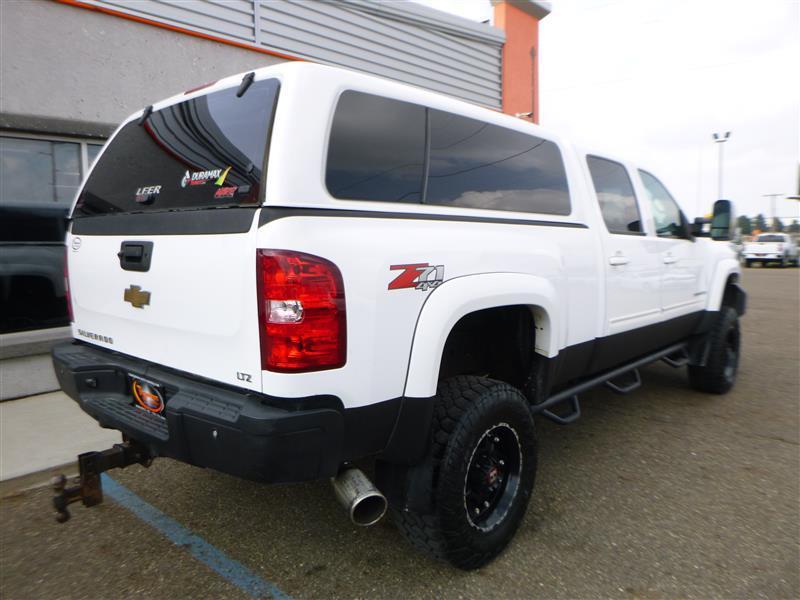 used 2009 Chevrolet Silverado 2500 car, priced at $17,995