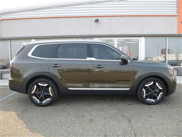 used 2023 Kia Telluride car, priced at $42,249