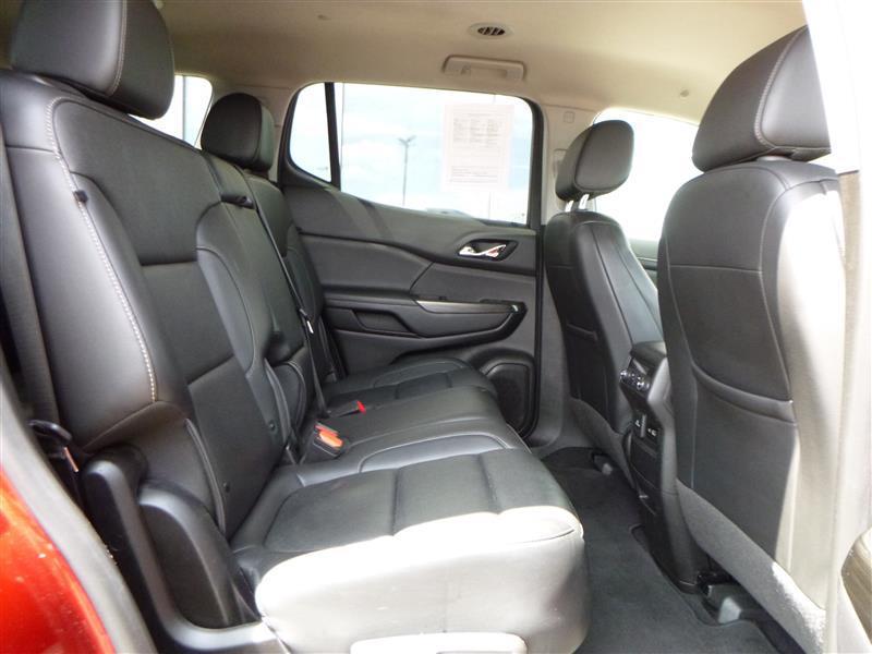 used 2023 GMC Acadia car, priced at $27,989