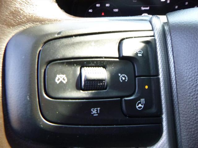 used 2022 GMC Yukon XL car, priced at $63,732