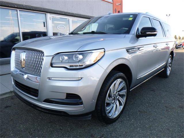 used 2022 Lincoln Navigator car, priced at $59,562