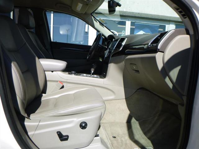 used 2011 Jeep Grand Cherokee car, priced at $12,995
