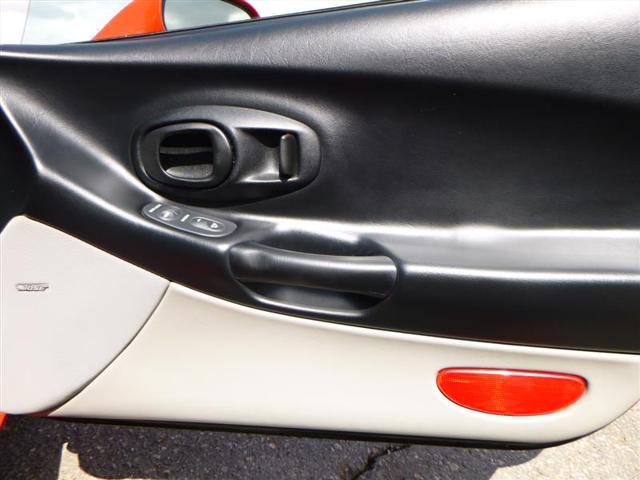 used 1998 Chevrolet Corvette car, priced at $17,995