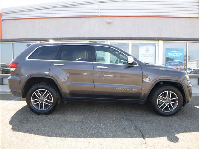used 2020 Jeep Grand Cherokee car, priced at $28,932