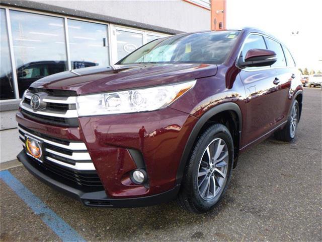 used 2018 Toyota Highlander car, priced at $25,994