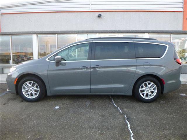 used 2022 Chrysler Pacifica car, priced at $24,841