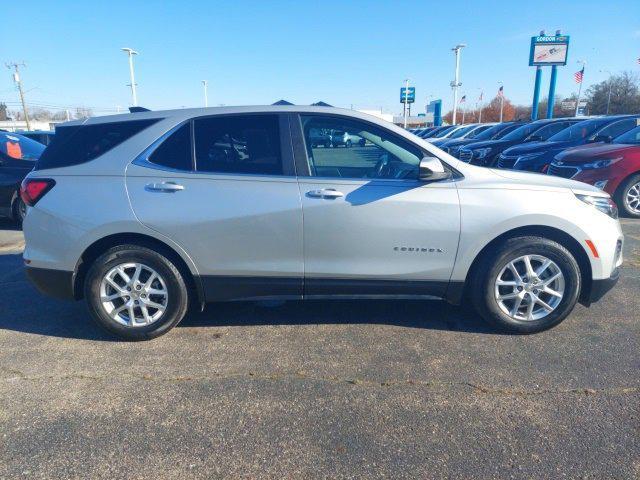 used 2022 Chevrolet Equinox car, priced at $19,000