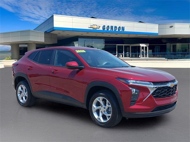 used 2025 Chevrolet Trax car, priced at $22,400
