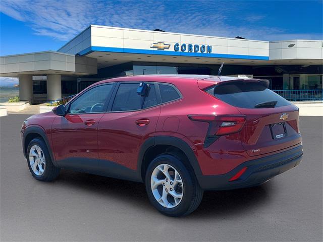 used 2025 Chevrolet Trax car, priced at $22,400