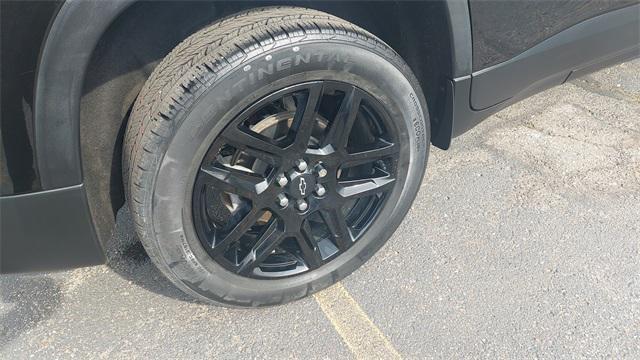 used 2022 Chevrolet Traverse car, priced at $31,438