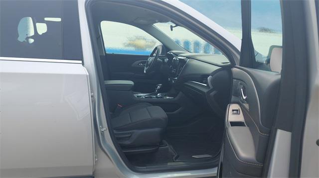 used 2021 Chevrolet Traverse car, priced at $21,989