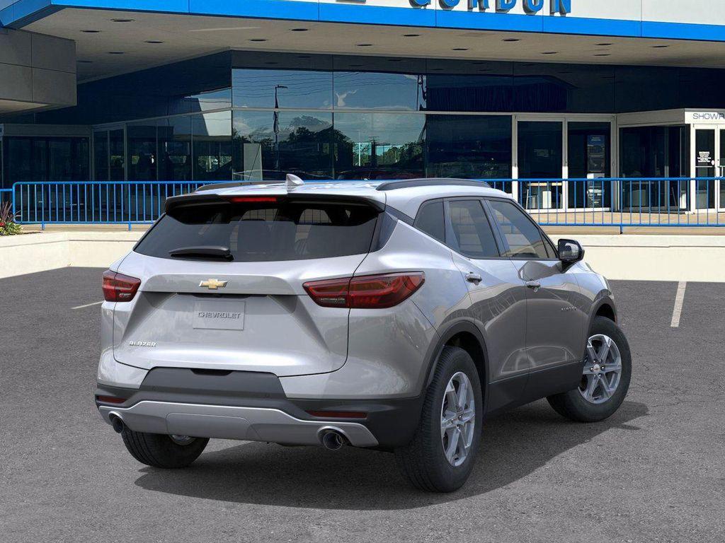 new 2025 Chevrolet Blazer car, priced at $39,010