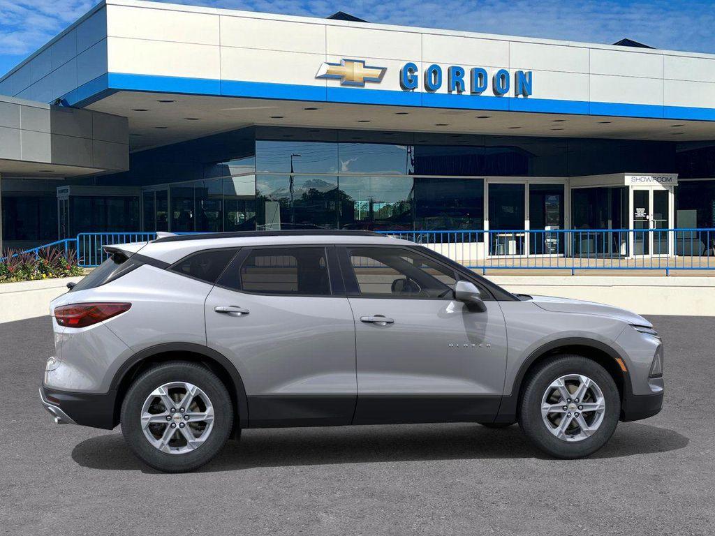 new 2025 Chevrolet Blazer car, priced at $39,010