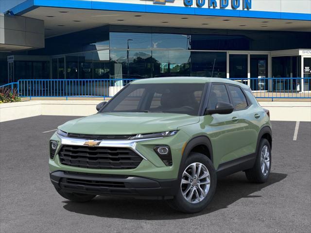 new 2025 Chevrolet TrailBlazer car, priced at $23,318