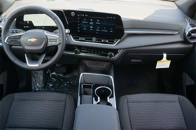 new 2025 Chevrolet Equinox car, priced at $28,836