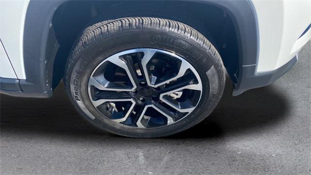used 2022 Jeep Compass car, priced at $25,333