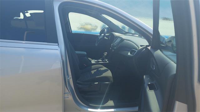 used 2022 Chevrolet Equinox car, priced at $19,100