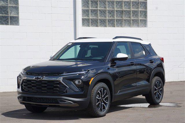 new 2025 Chevrolet TrailBlazer car, priced at $27,575