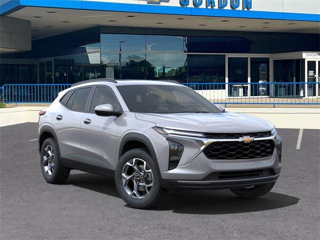 new 2025 Chevrolet Trax car, priced at $25,004