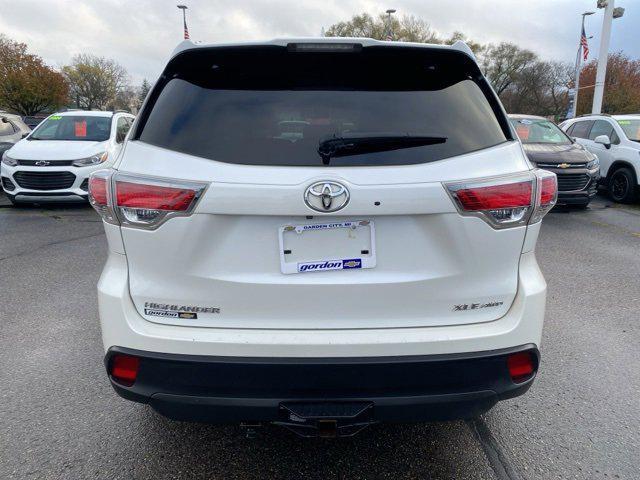 used 2016 Toyota Highlander car, priced at $19,889