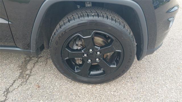 used 2020 Jeep Grand Cherokee car, priced at $21,999