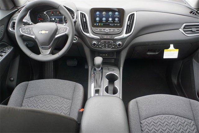 new 2024 Chevrolet Equinox car, priced at $30,126