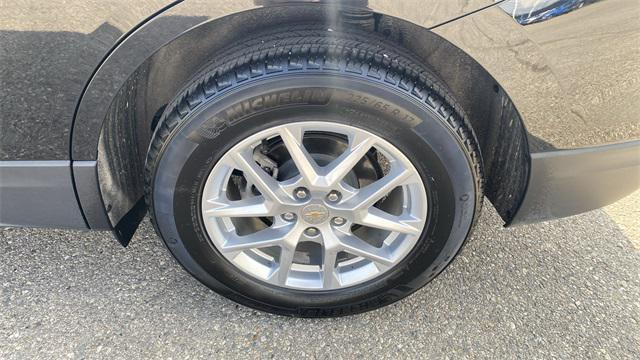 used 2024 Chevrolet Equinox car, priced at $23,000
