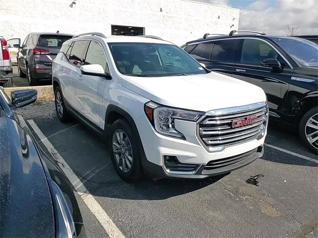 used 2024 GMC Terrain car, priced at $23,996