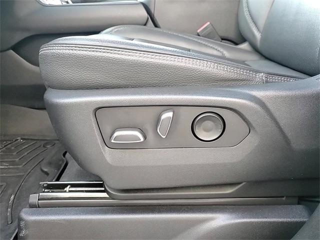 used 2023 GMC Yukon car, priced at $65,894